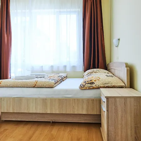 Ada 2 Apartmanhaz 아파트 *