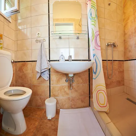 아파트 Ada 2 Apartmanhaz *