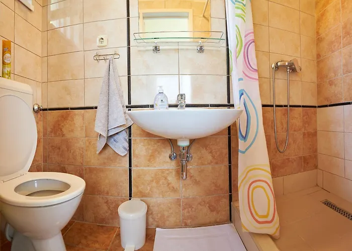 Apartamento Ada 2 *